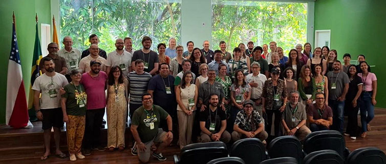 Delegation from Nordic countries and brazilians at the National Institute of Amazonian Research (INPA).j