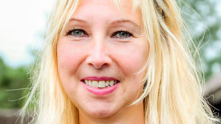 Åsa Engström, Activa i Örebro.